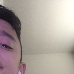 Meet your Posher, Emilio